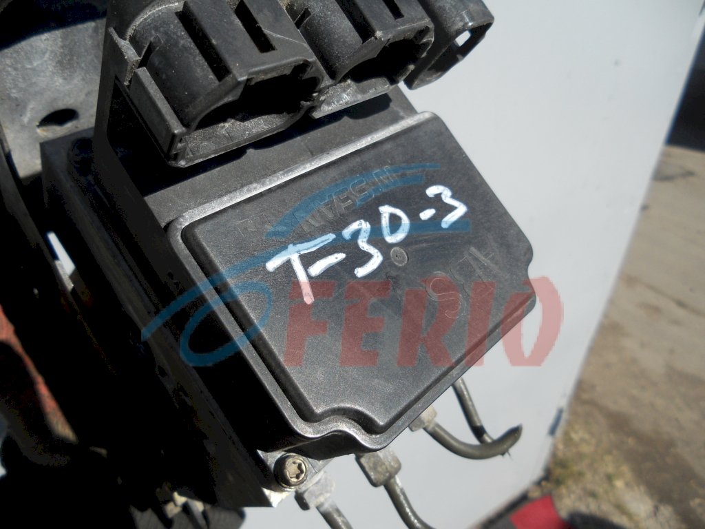 Блок ABS для Nissan X-Trail (T30) 2001 2.0 (QR20DE 140hp) 4WD MT