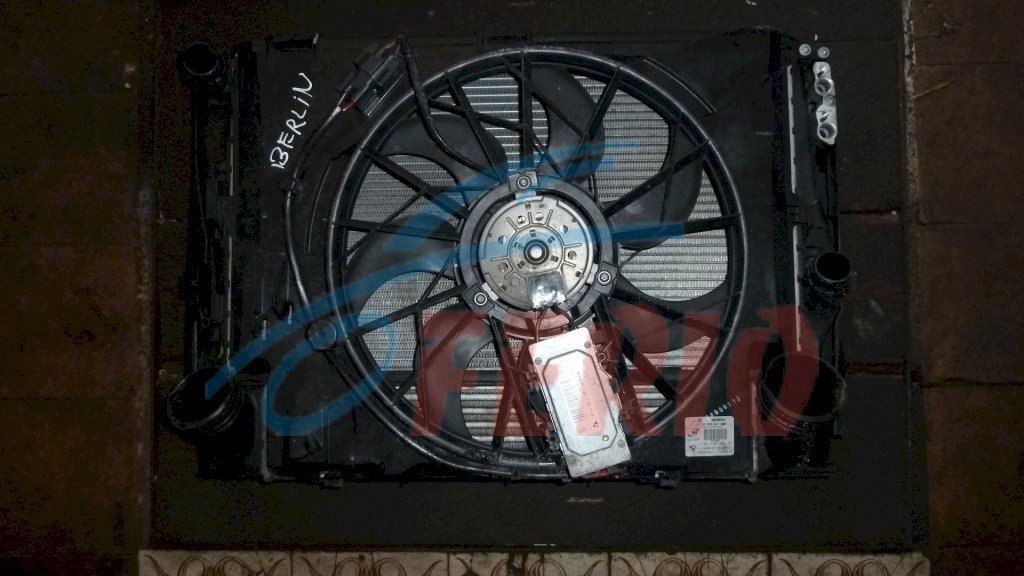 Радиатор охлаждения ДВС для BMW 3er (E90) 2007 2.0d (N47D20 143hp) RWD MT
