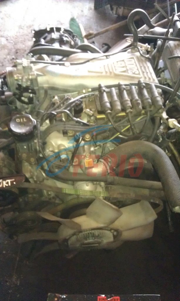 Двигатель (с навесным) для Chrysler Voyager (GS) 2000 3.0 (6G72 152hp) FWD AT
