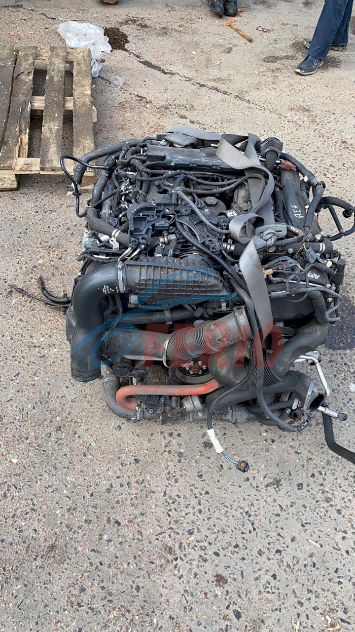 Двигатель (с навесным) для Land Rover Discovery (L319) 2014 3.0d (30DDTX 249hp) 4WD AT