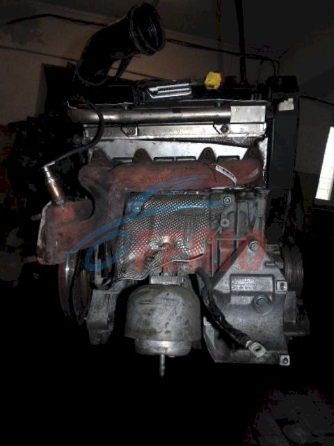 Двигатель (с навесным) для Volkswagen Passat (B5) 1996 1.6 (AHL 101hp) FWD MT