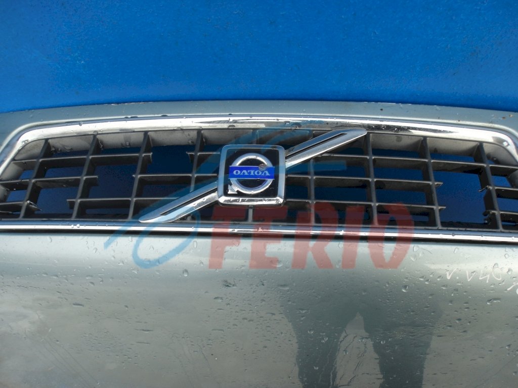 Решетка радиатора для Volvo V40 (VW10) 1.6 (B4164S2 109hp) FWD MT