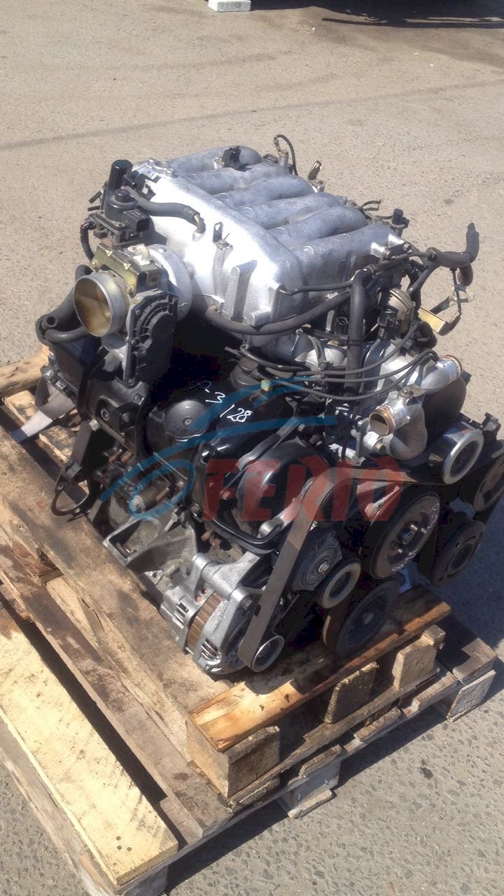 Двигатель (с навесным) для Mitsubishi Pajero (ABA-V77W) 3.8 (6G75 219hp) 4WD AT