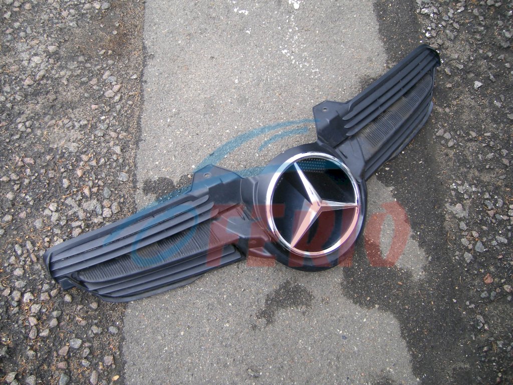 Облицовка решетки радиатора для Mercedes-Benz SLK class (R171) 3.0 (272.942 231hp) RWD AT