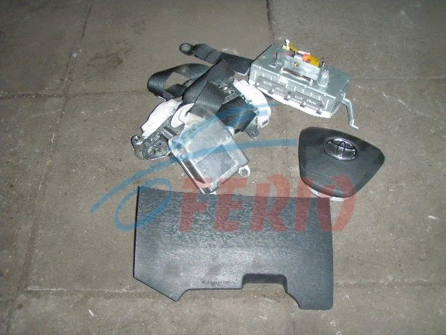 Подушка безопасности водителя для Toyota Avensis (AZT250L) 2005 2.0 (1AZ-FSE 147hp) FWD AT