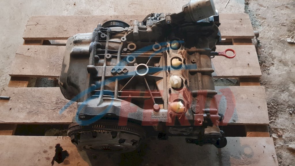 Двигатель (с навесным) для Volkswagen Polo (6R_) 2013 1.6 (CLSA,CFNA 105hp) FWD MT