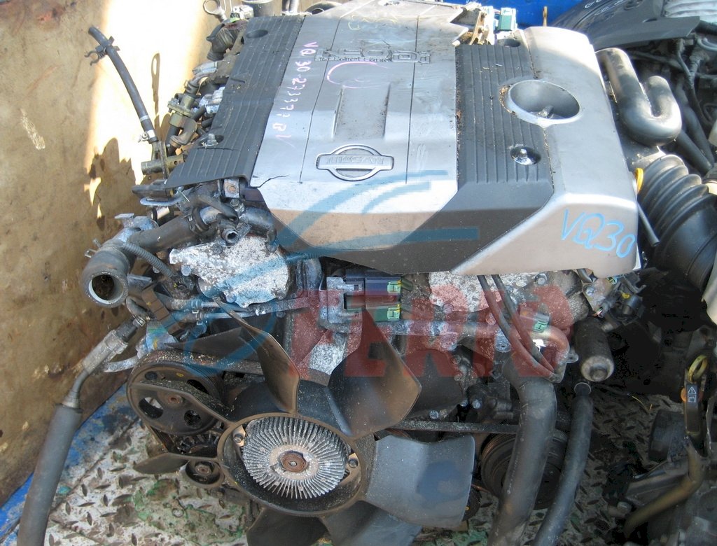 Двигатель (с навесным) для Nissan Cefiro (A32) 1996 3.0 (VQ30DE 220hp) FWD AT