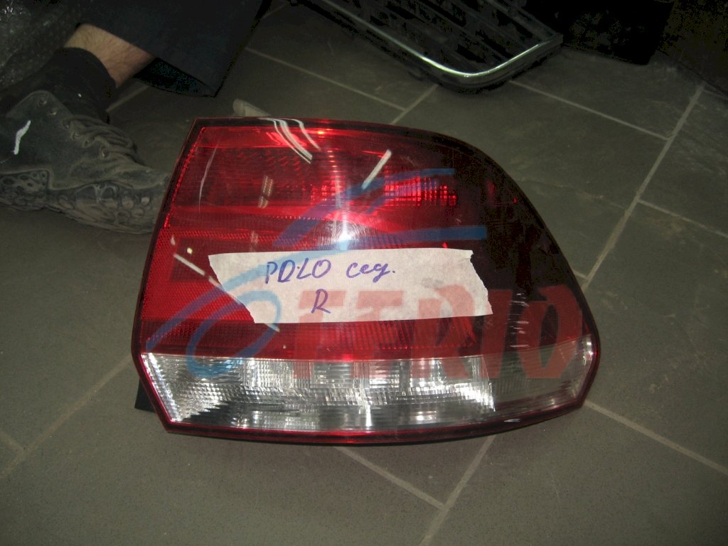 Фонарь правый для Volkswagen Polo (6R_) 2014 1.4 (CGGB 85hp) FWD AT