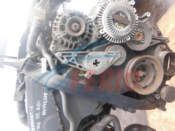Двигатель (с навесным) для Volkswagen Passat (B5) 1996 1.8 (APU 150hp) FWD MT