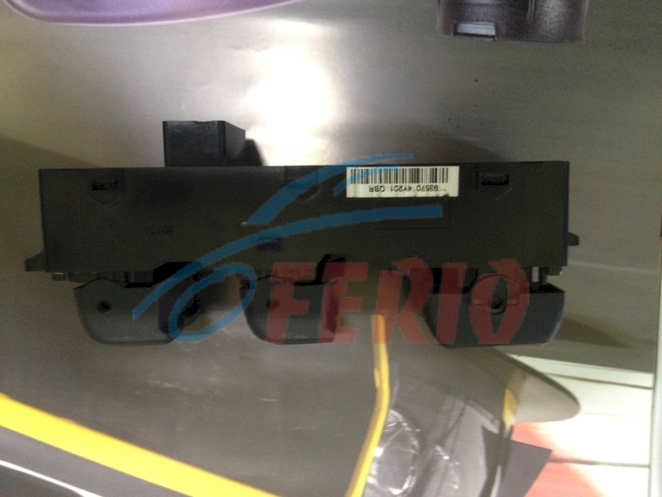 Блок управления стеклоподъемниками для Kia Rio (QB) 1.4 (G4FA 107hp) FWD MT