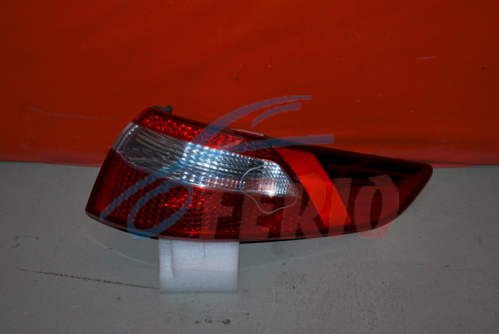 Фонарь правый внешний для Kia Rio (QB) 2014 1.6 (G4FC 123hp) FWD AT