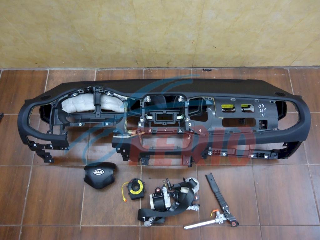 Подушка безопасности водителя для Kia Sportage (SL) 2.0 (G4KD 150hp) 4WD MT