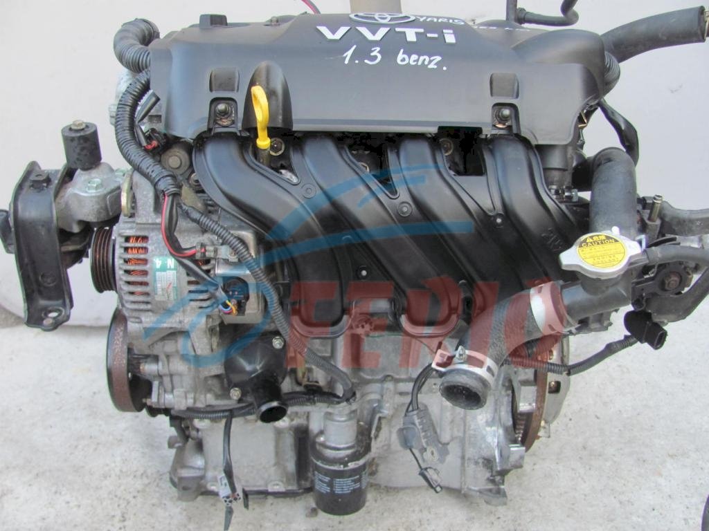 Двигатель (с навесным) для Toyota Yaris (SCP12) 2003 1.3 (2SZ-FE 86hp) FWD AT