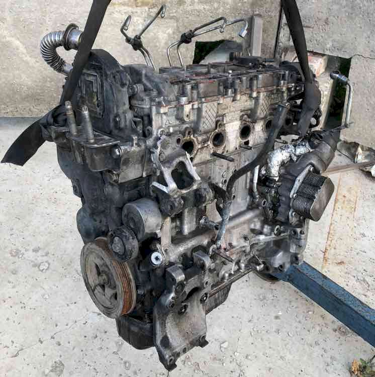 Двигатель (с навесным) для Citroen C4 Picasso (UD) 1.6d (9HZ 110hp) FWD MT