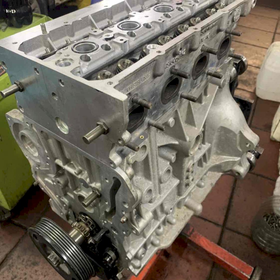 Двигатель для Volkswagen Polo (612,602) 2018 1.6 (CFNA 105hp) FWD AT