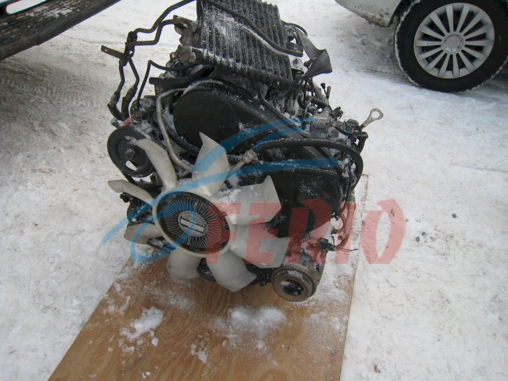 Двигатель (с навесным) для Mitsubishi Delica (P15W) 2.5d (4D56 70hp) RWD MT