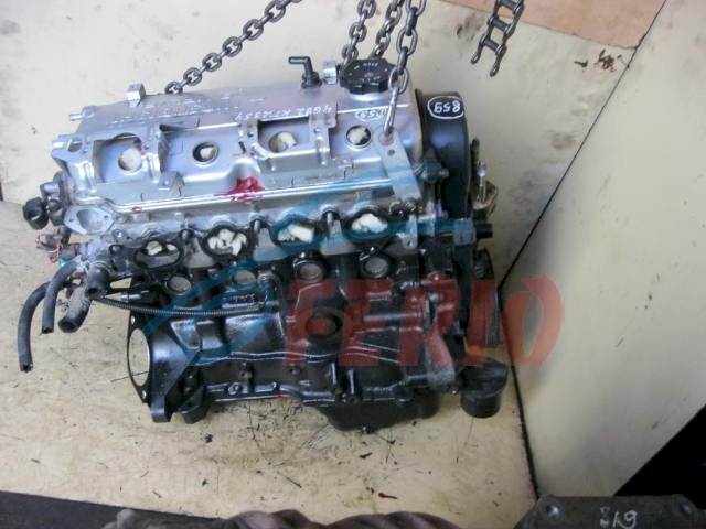 Двигатель (с навесным) для Mitsubishi Carisma (DA_) 1998 1.6 (4G92 90hp) FWD AT