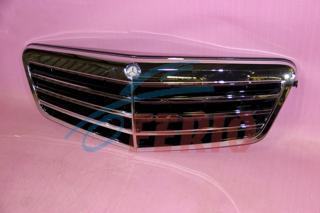 Решетка радиатора для Mercedes-Benz E class (W212) 2011 3.5 (276.952 306hp) 4WD AT