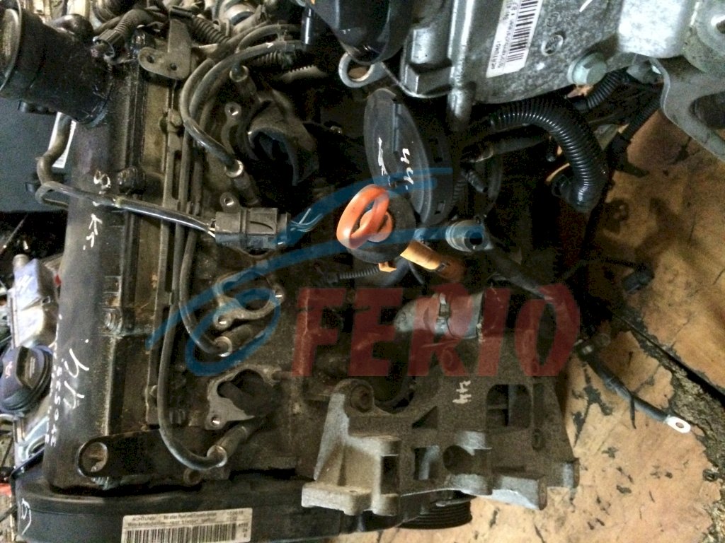 Двигатель (с навесным) для Volkswagen Golf (5K) 1.6 (BSE 102hp) FWD MT