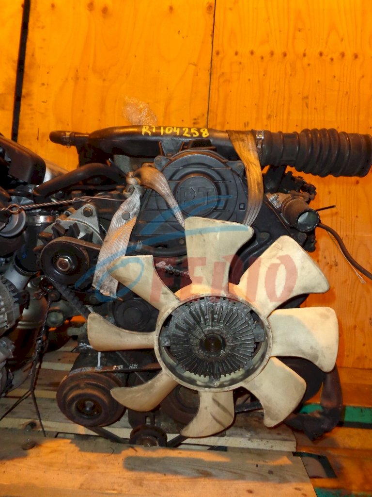 Двигатель (с навесным) для Mazda Capella (Q-GDFP) 2.0d (RF 82hp) FWD AT